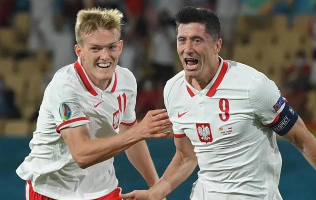 百家乐网站-【前瞻】波兰体能响警报 瑞典主帅：我们能防住莱万